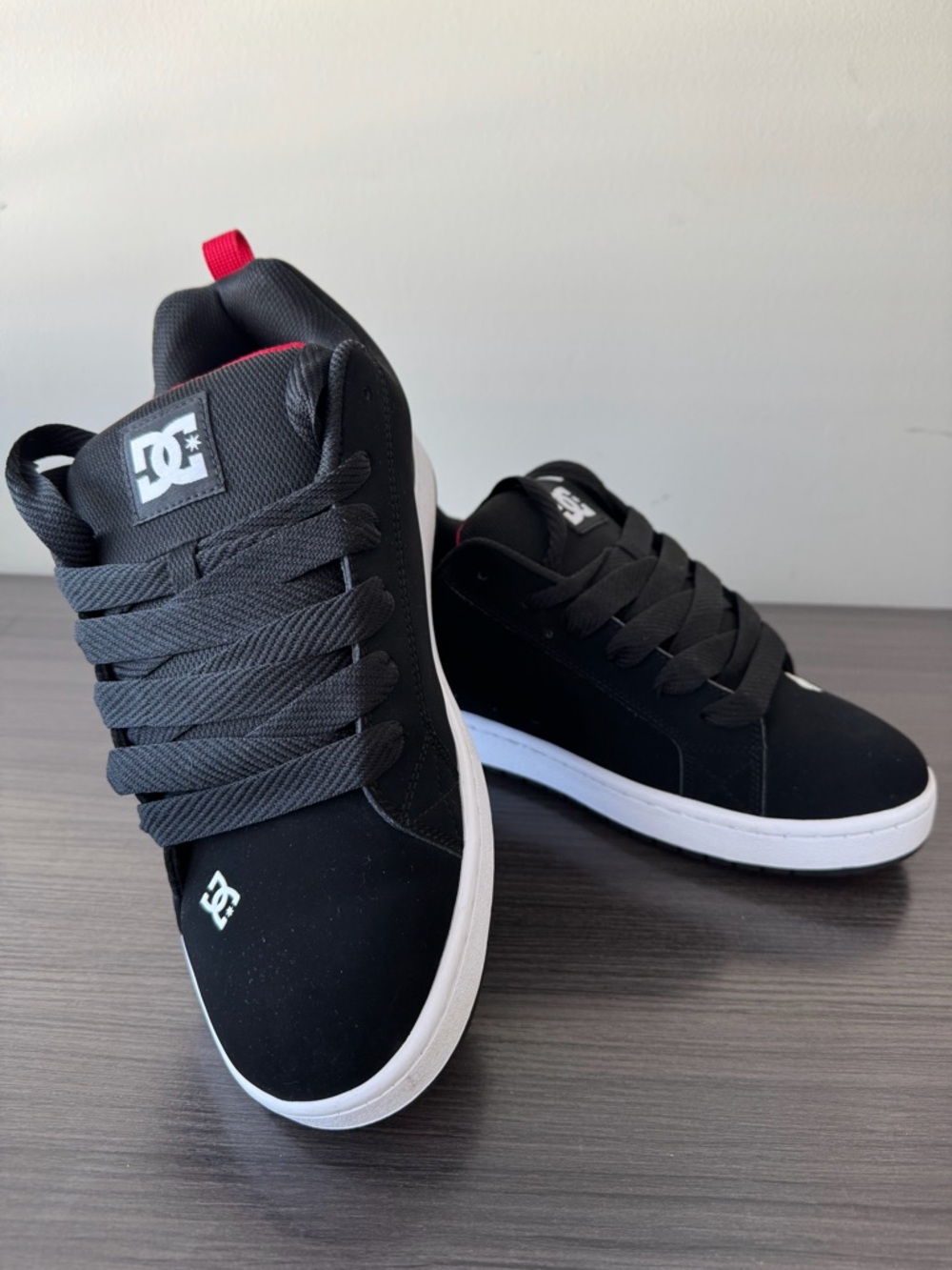 Men's DC Court Graffik Skate Shoe Casual Low Top -  Black / White Red Size 12 US